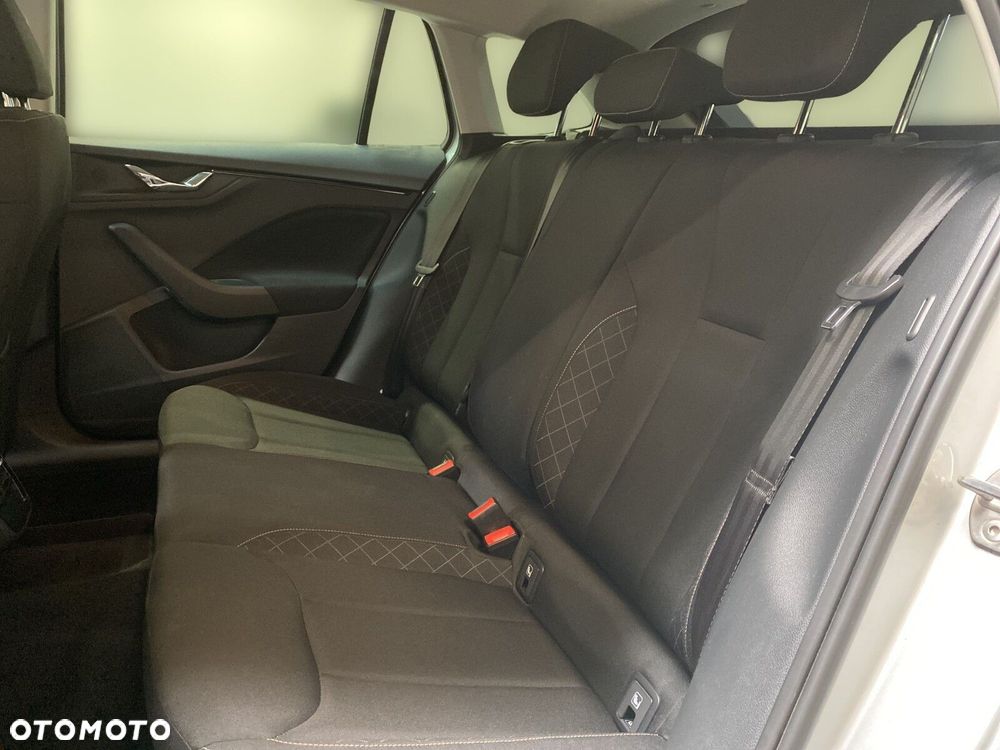 Skoda Scala 1.0 TSI Ambition - 31