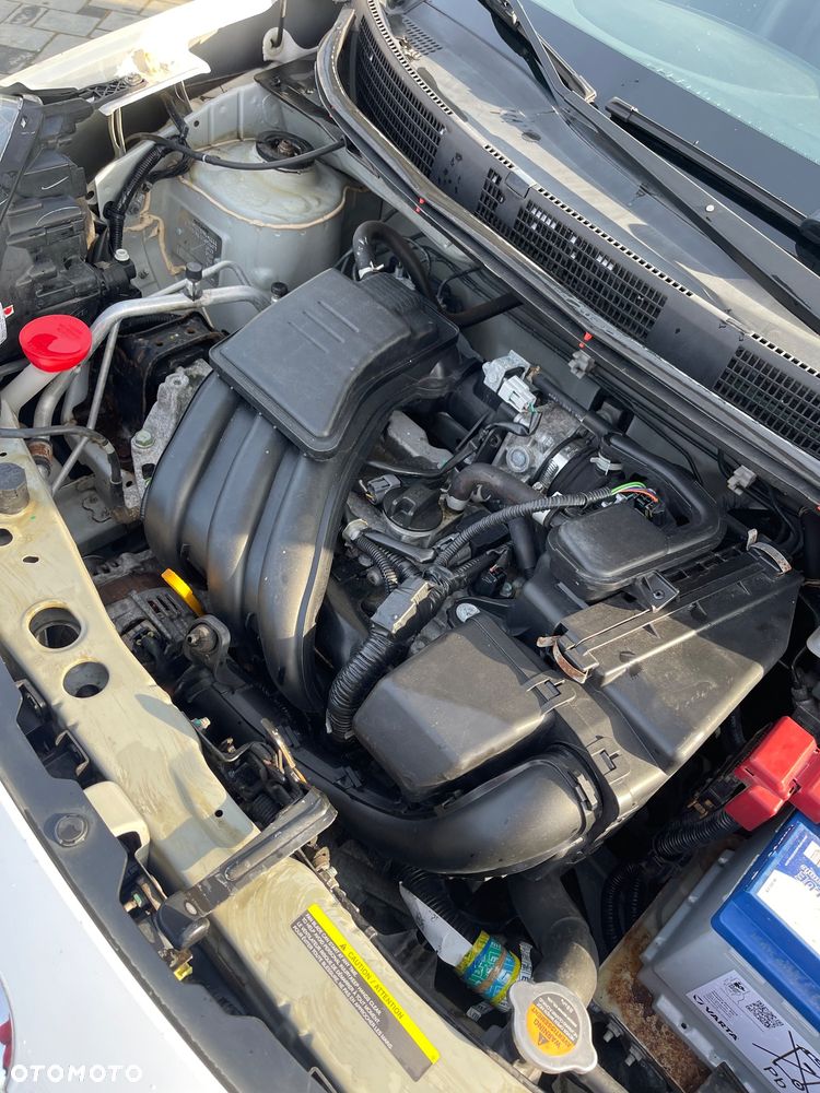 Nissan Micra 1.2 Bild der Frau - 22