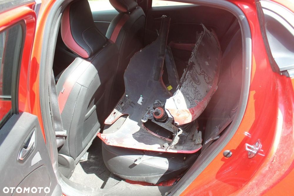 Renault Clio - 11