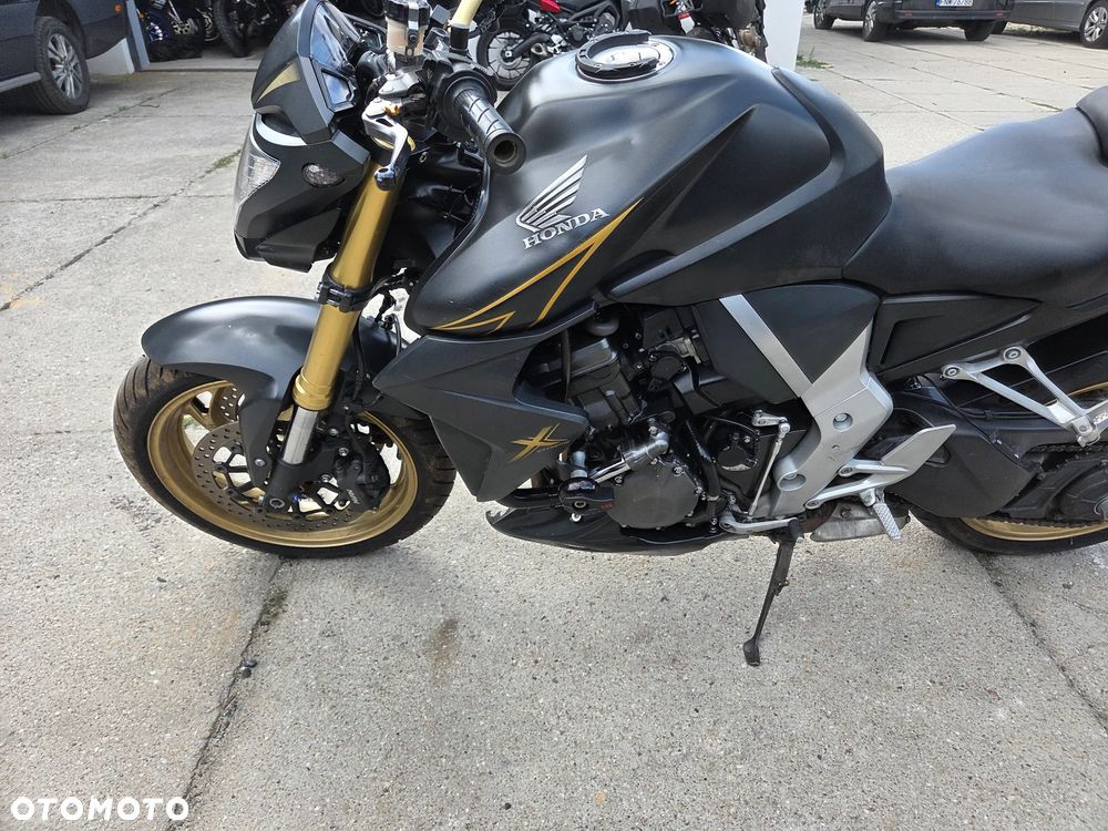 Honda CB - 10