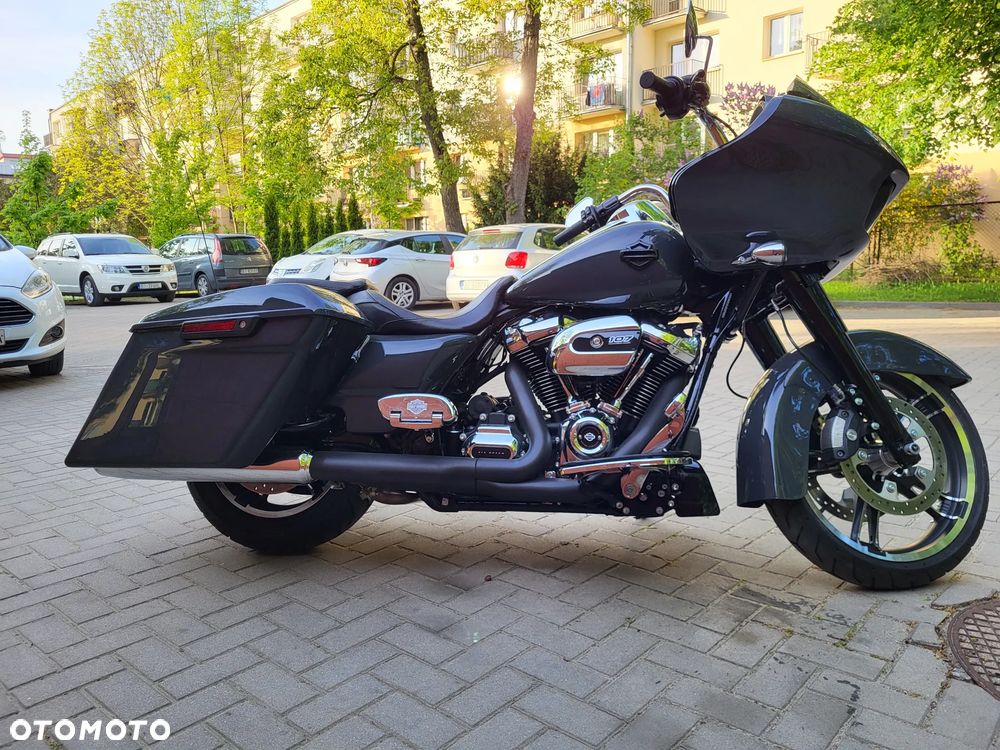 Harley-Davidson Touring Road Glide - 6