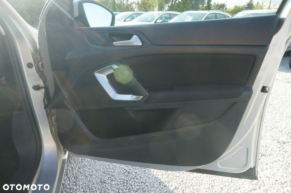 Peugeot 308 1.6 BlueHDi Active S&S - 24