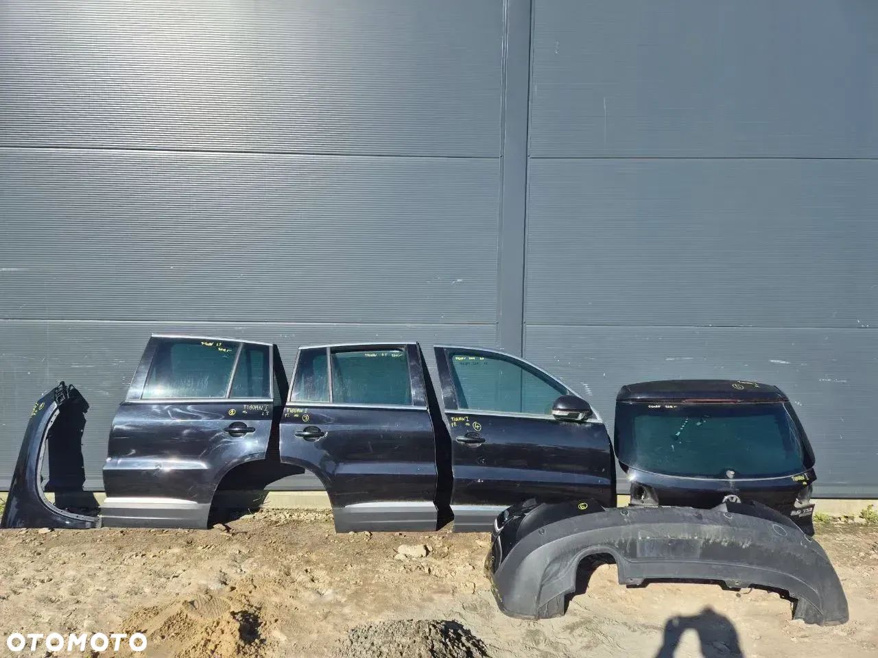 TIGUAN I DRZWI ZDERZAK KLAPA BŁOTNIK - 1