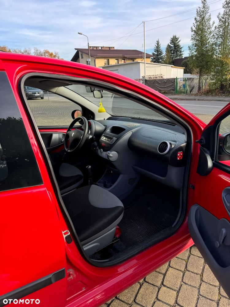 Peugeot 107 1.0 Happy - 11