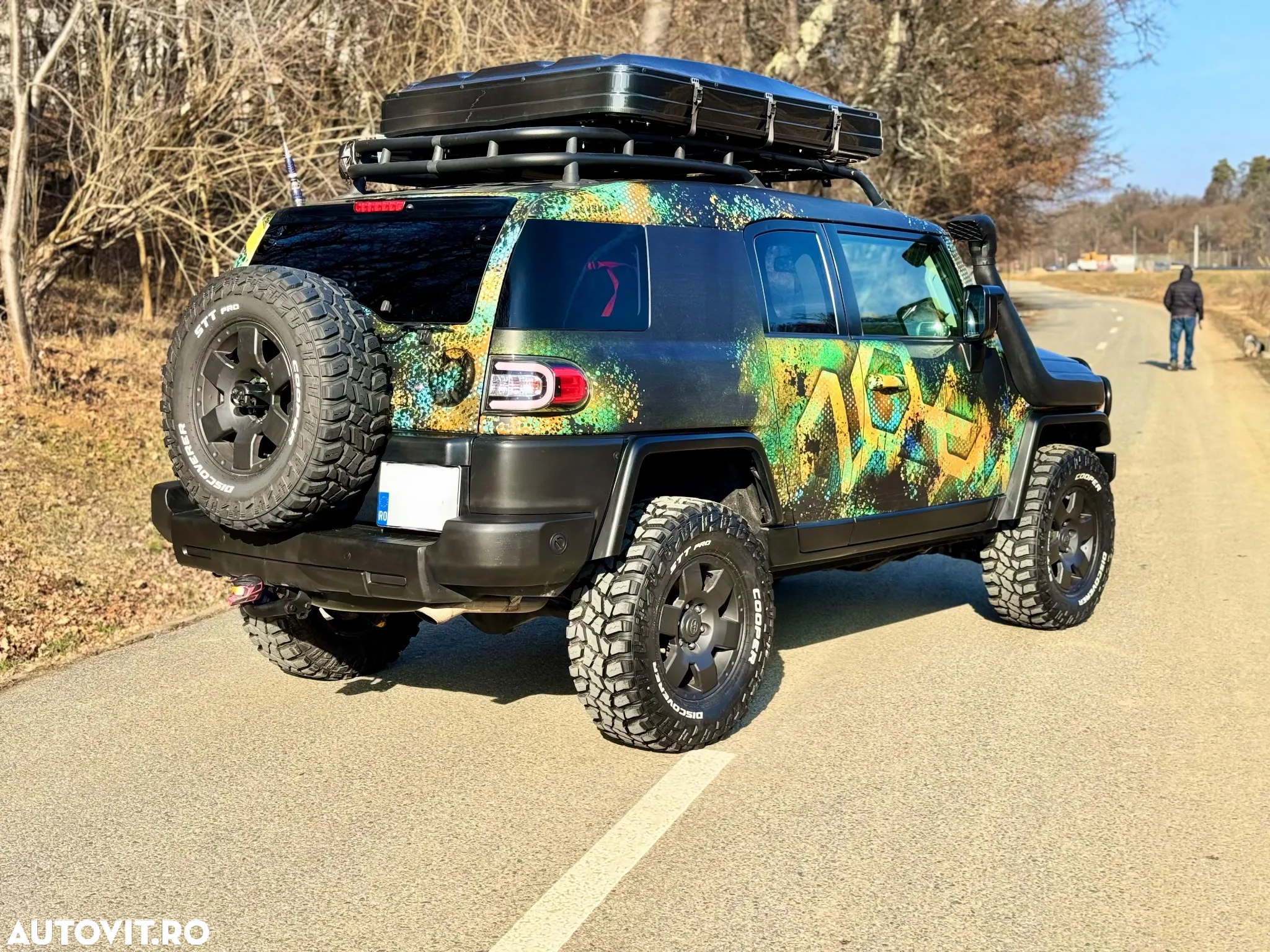 Toyota FJ - 4