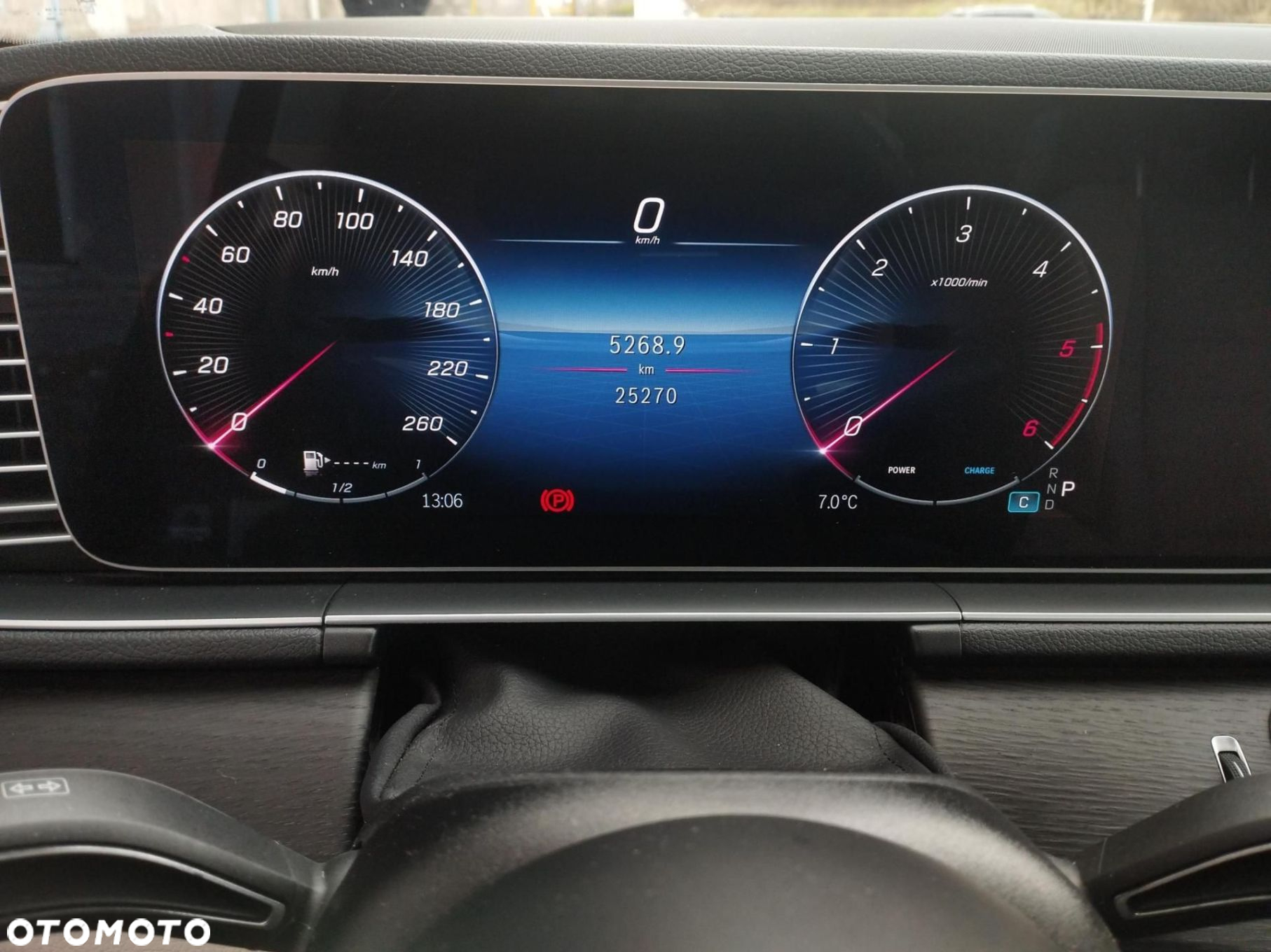 Mercedes-Benz GLE - 18