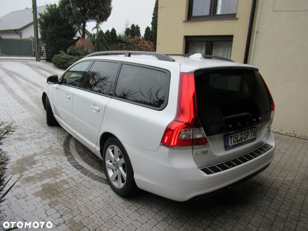 Volvo V70 D3 Geartronic Black Edition - 3