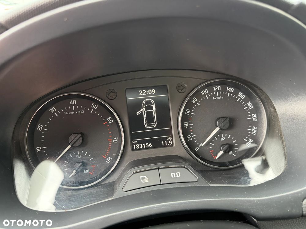 Skoda Roomster 1.2 TSI Comfort PLUS EDITION - 17