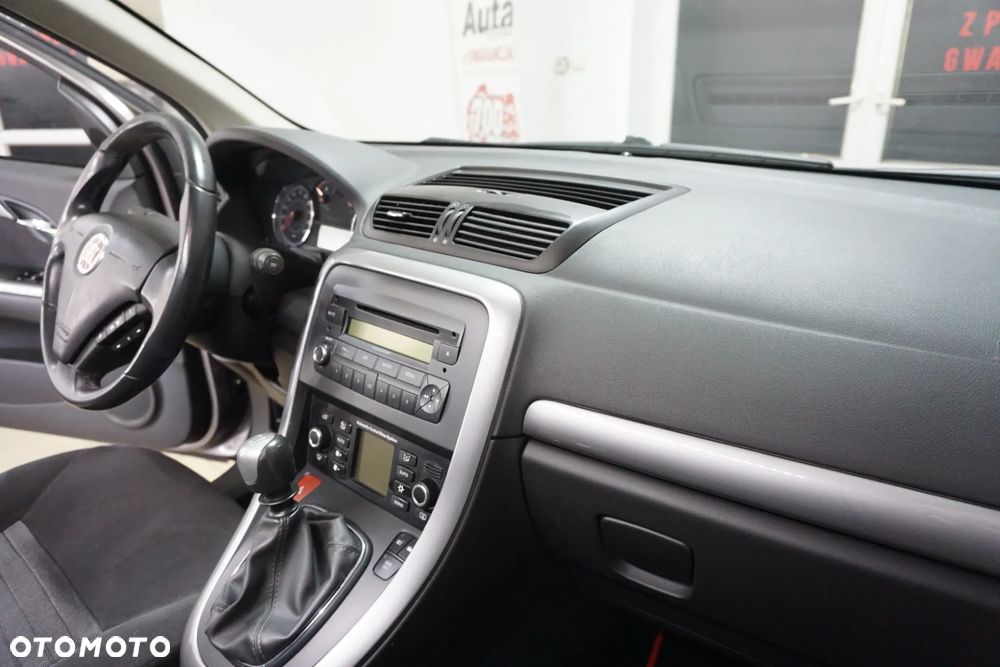 Fiat Croma 1.8 16V Active - 21