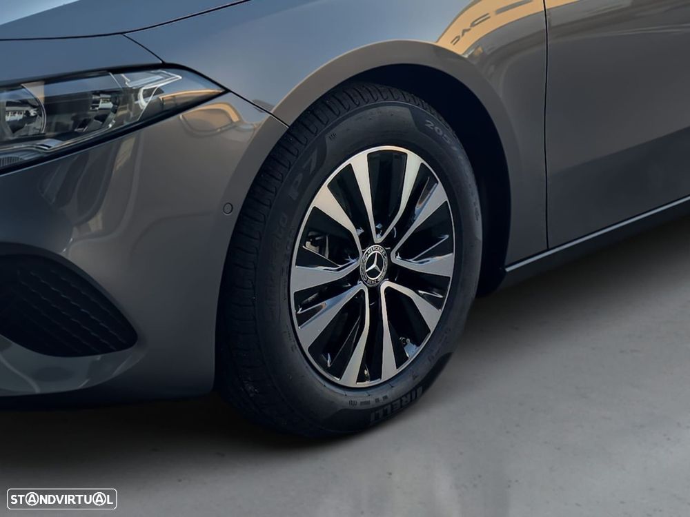 Mercedes-Benz A 180 - 2