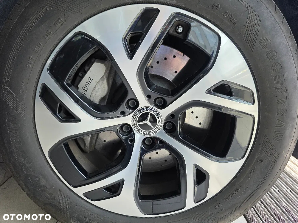 Mercedes-Benz GLC 300 e 4-Matic Avantgarde - 21