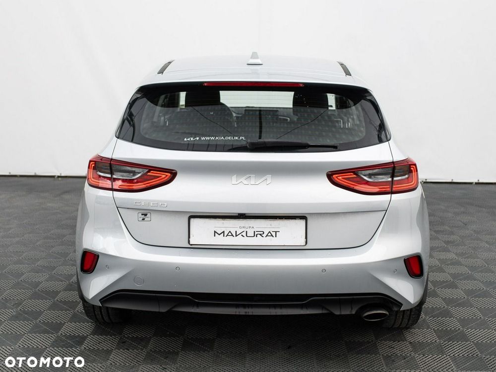 Kia Ceed 1.5 T-GDI M - 8