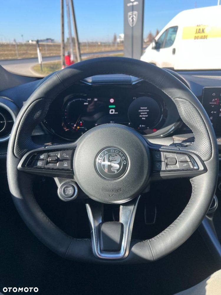 Alfa Romeo Tonale - 11