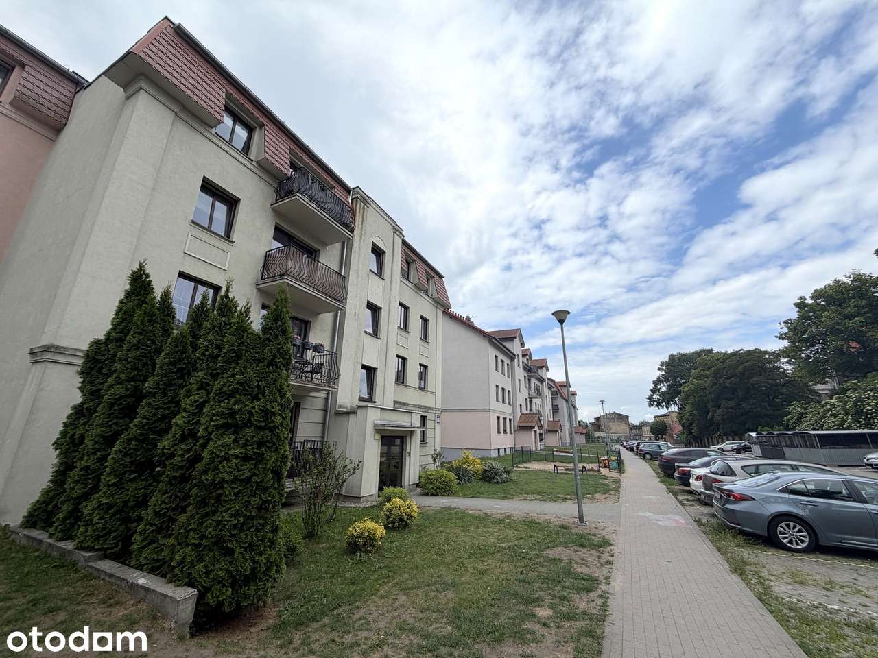 3 pokoje | Centrum | Garaż | Balkon