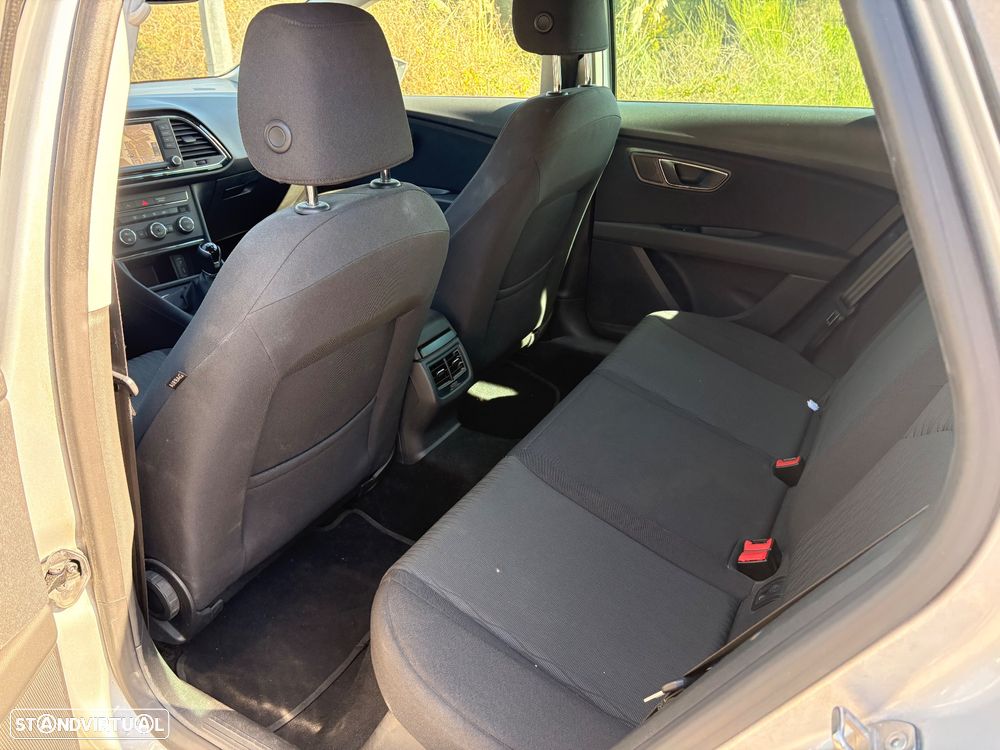 SEAT Leon ST 1.6 TDI Style Ecomotive - 4