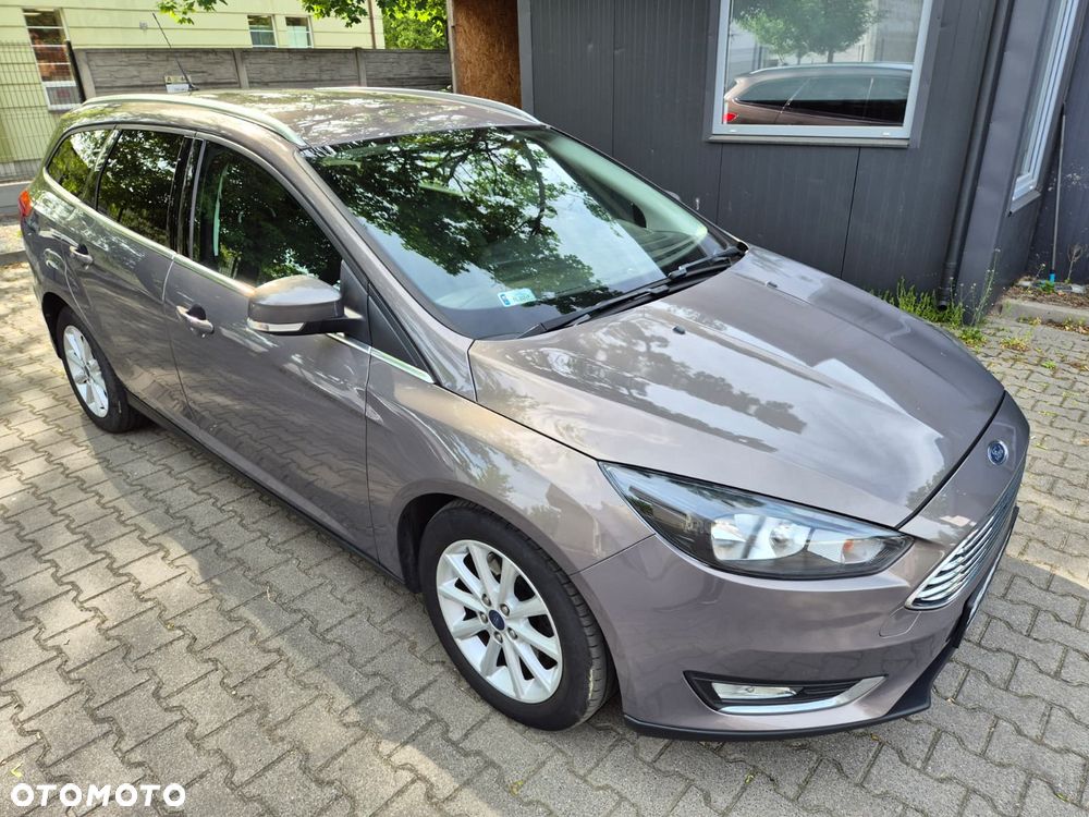 Ford Focus 1.5 EcoBoost Titanium ASS - 3