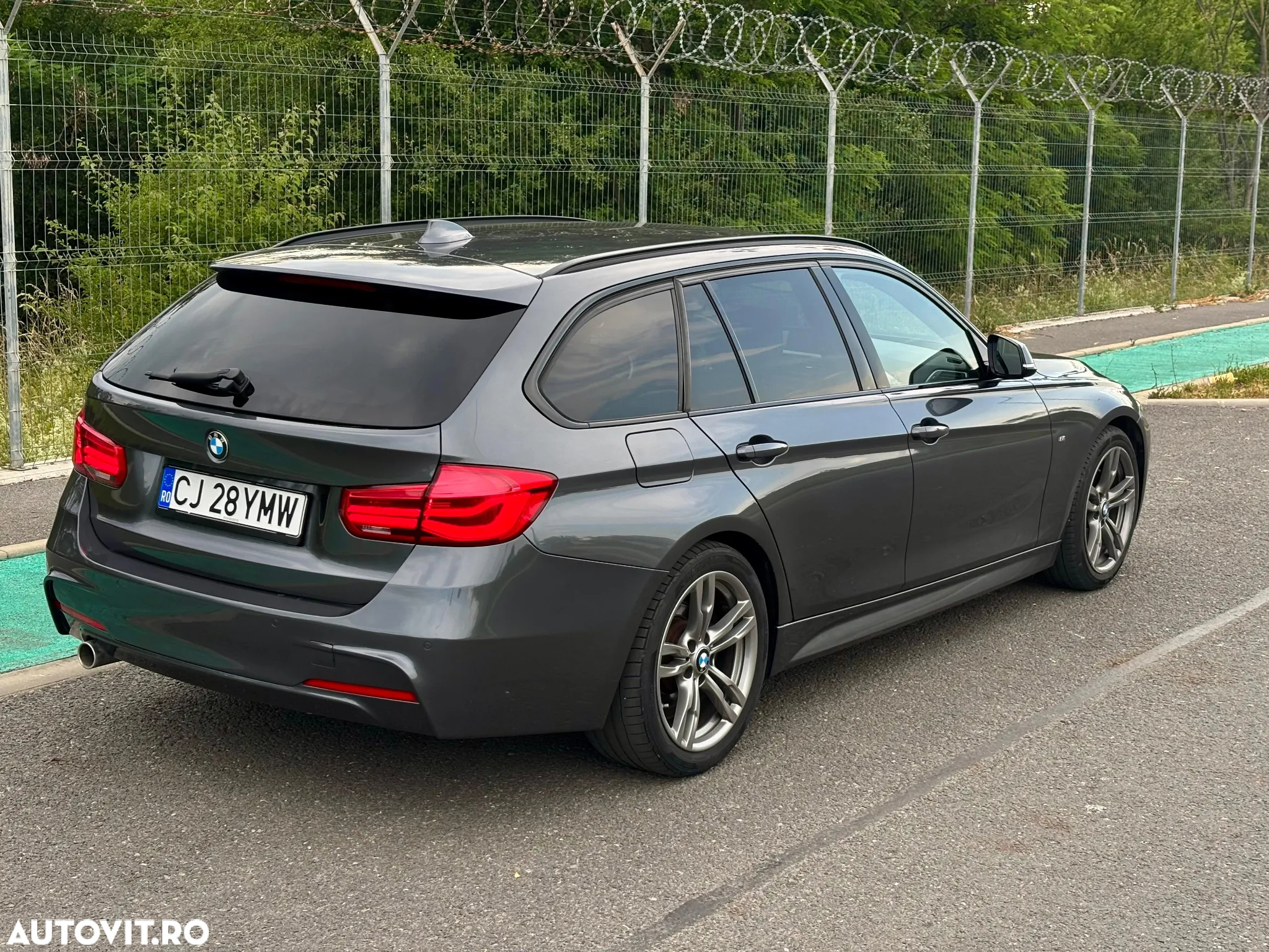 BMW Seria 3 318d Touring Aut. M Sport - 4
