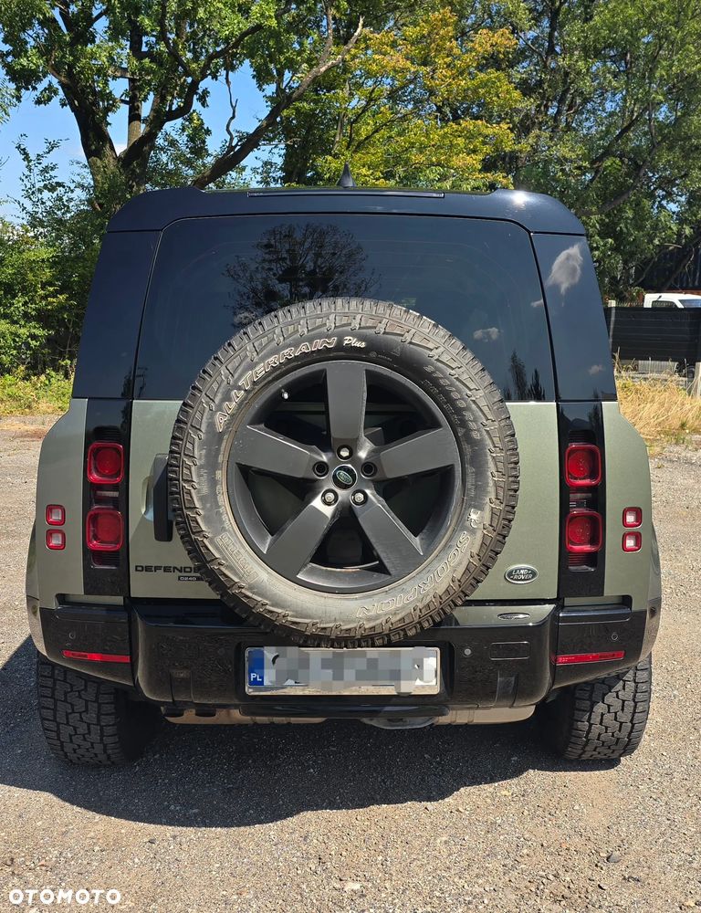 Land Rover Defender 110 D240 S - 6