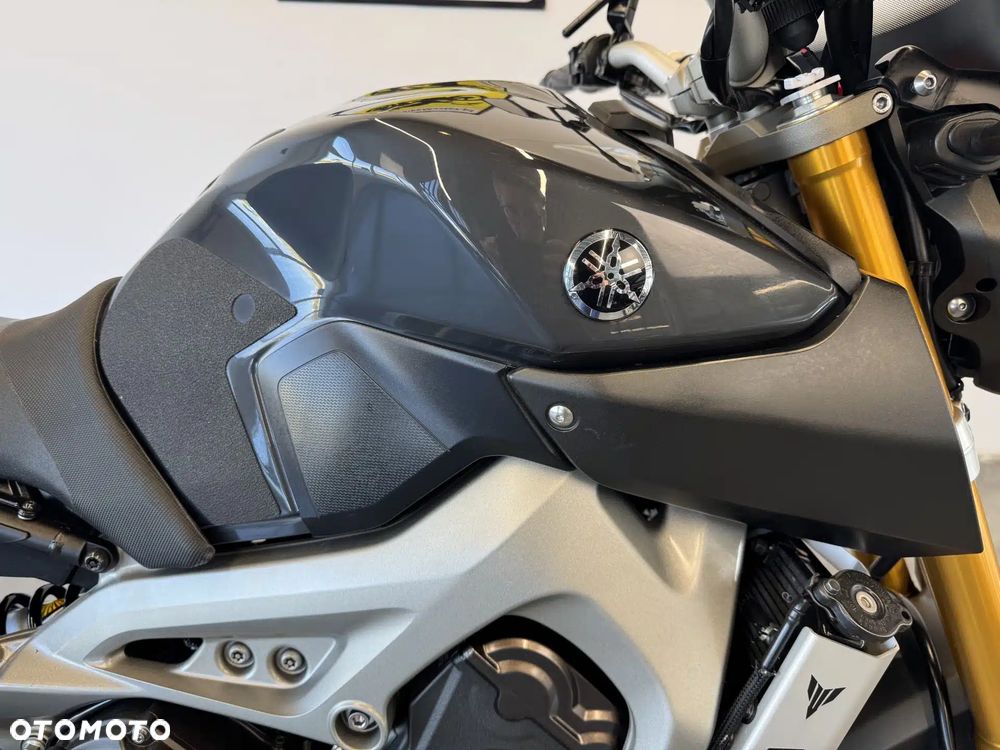 Yamaha MT - 11