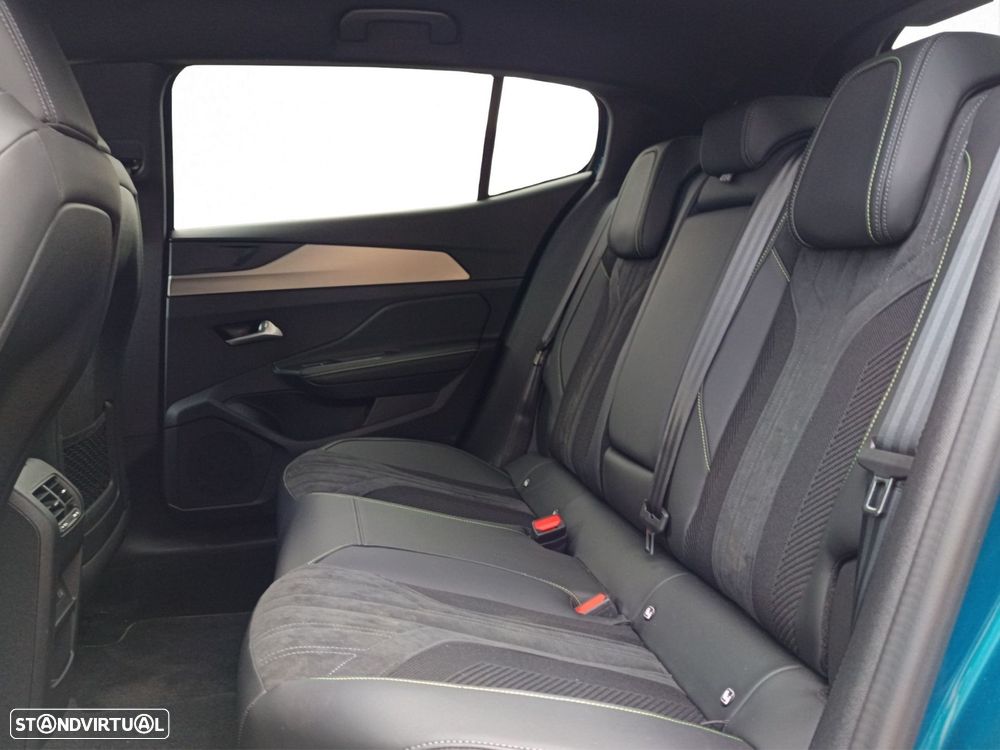 Peugeot 408 180 e-EAT8 GT - 36