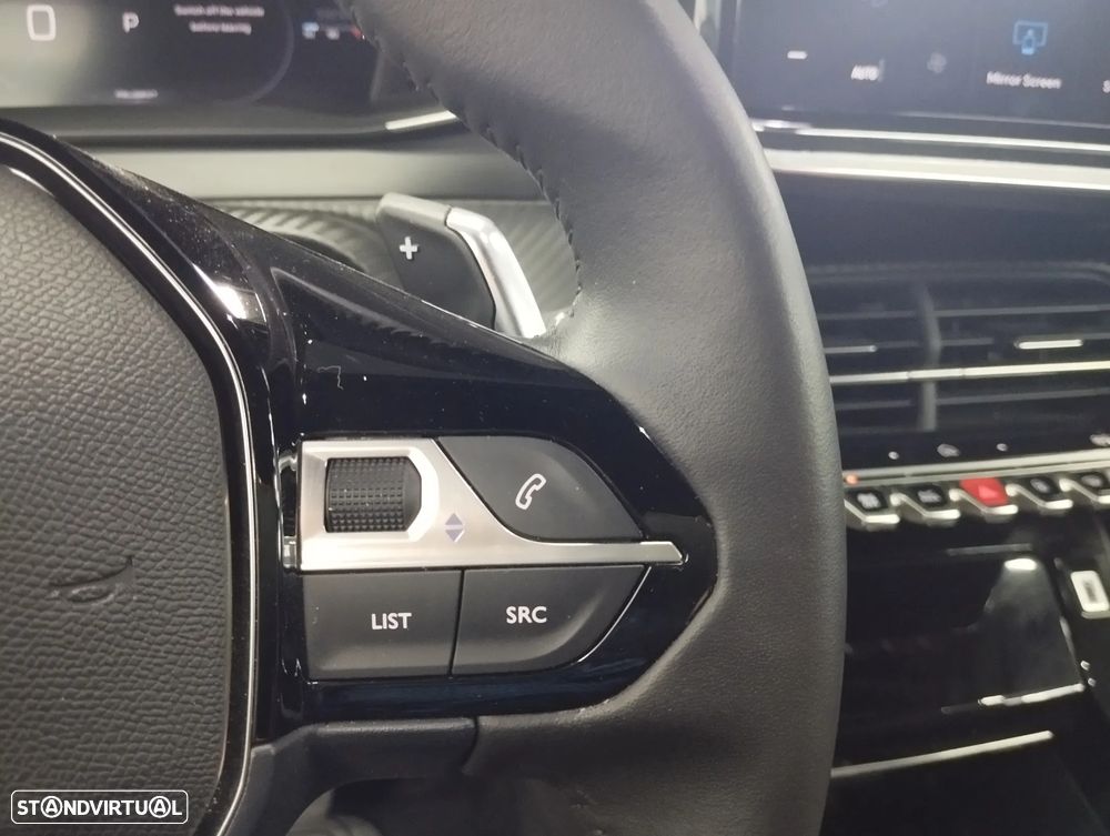Peugeot 2008 1.2 Hybrid Allure e-DCS6 - 22