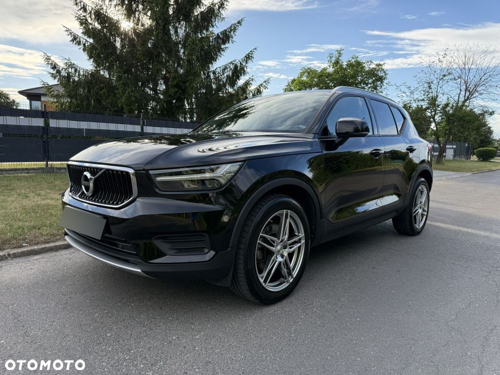 Volvo XC 40 D4 AWD Momentum - 1
