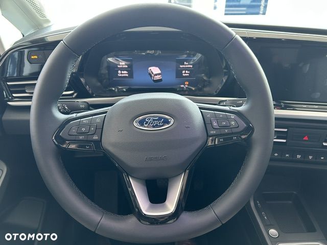 Ford Tourneo Connect 1.5 EcoBoost Titanium - 11