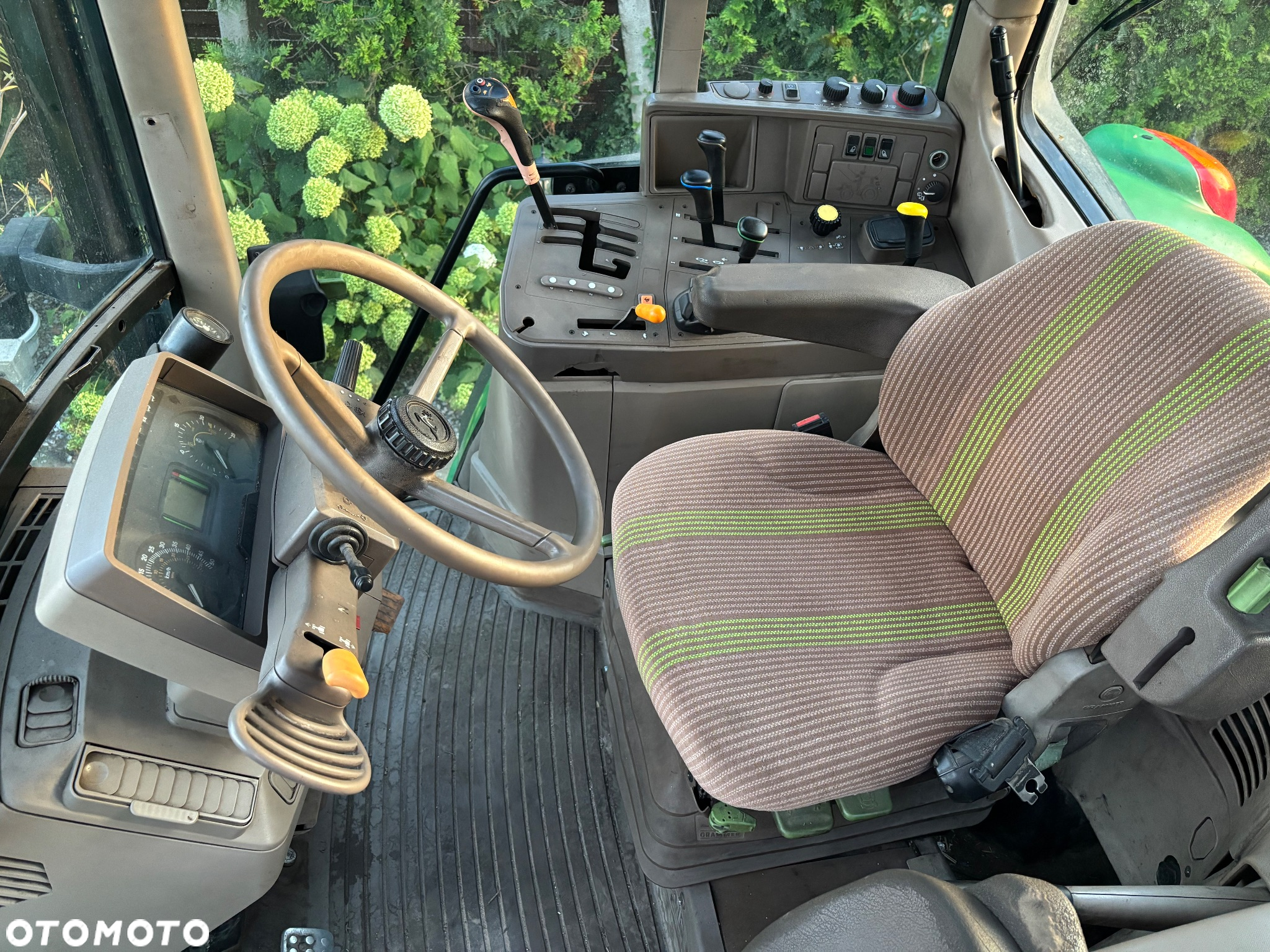 John Deere 6830 - 8