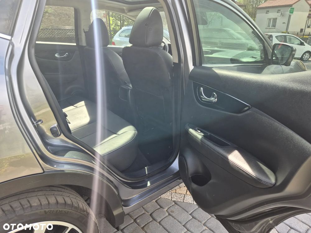 Nissan Qashqai 1.6 DIG-T 360 - 27