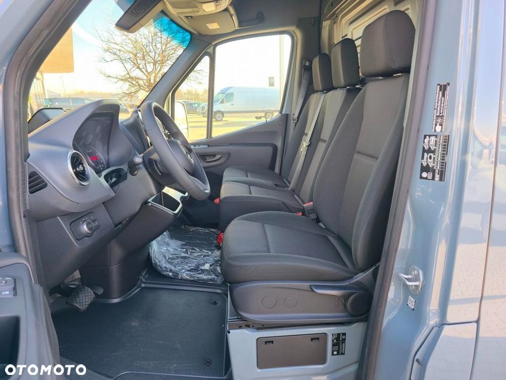 Mercedes-Benz Sprinter 317 CDI Long BASE 9G-Tronic - 11