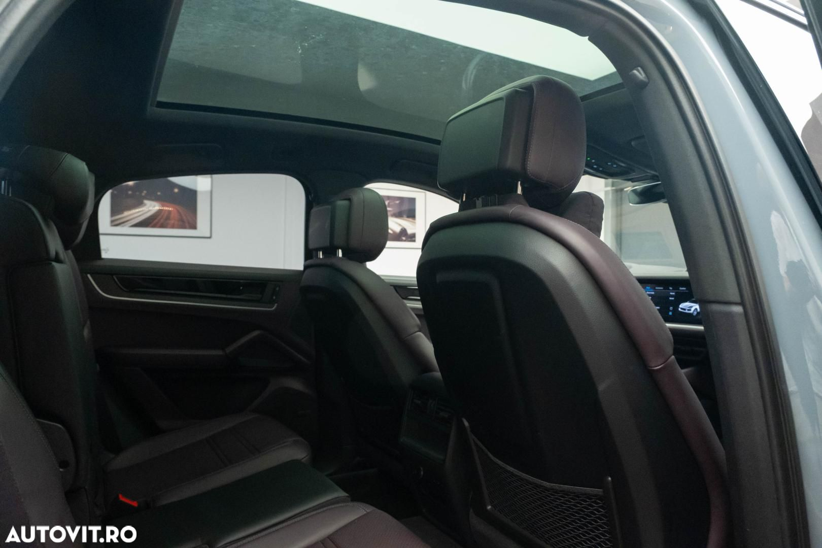Porsche Cayenne Coupe - 37