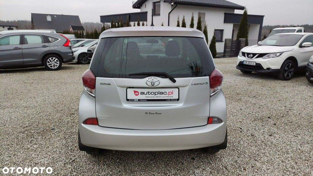 Toyota Verso S - 19