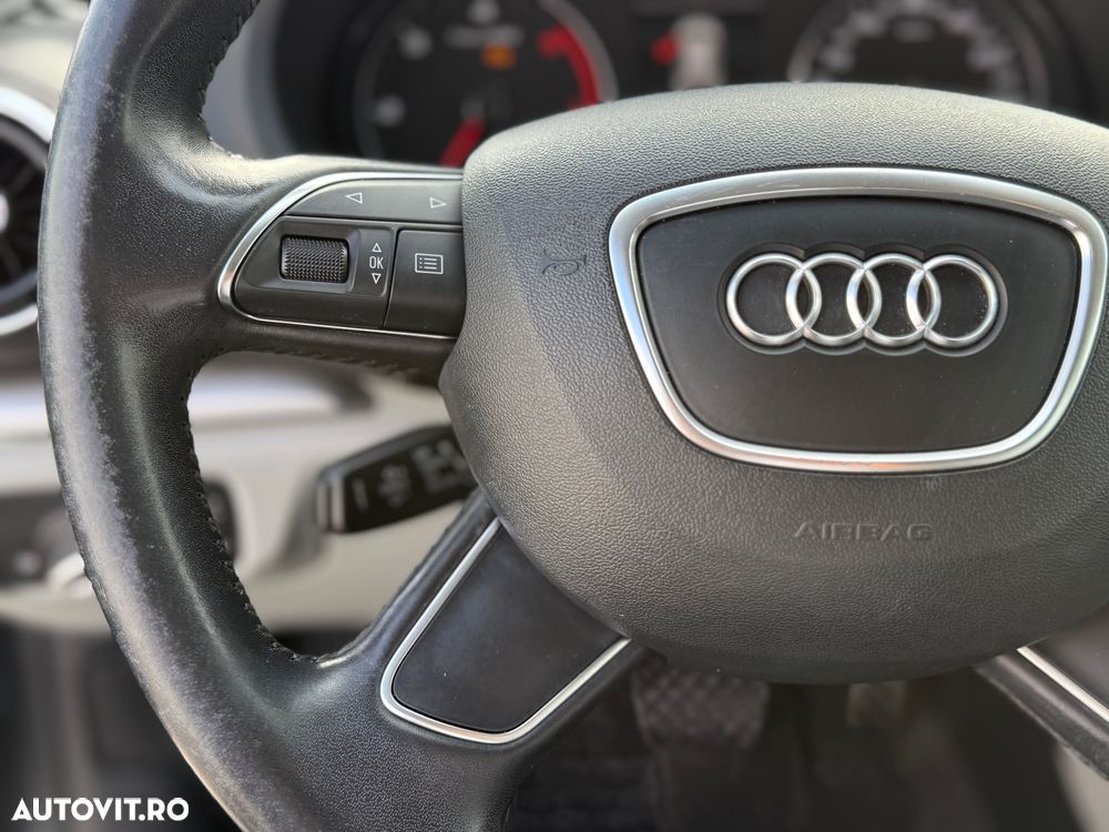 Audi A3 1.6 TDI S tronic Ambition - 6