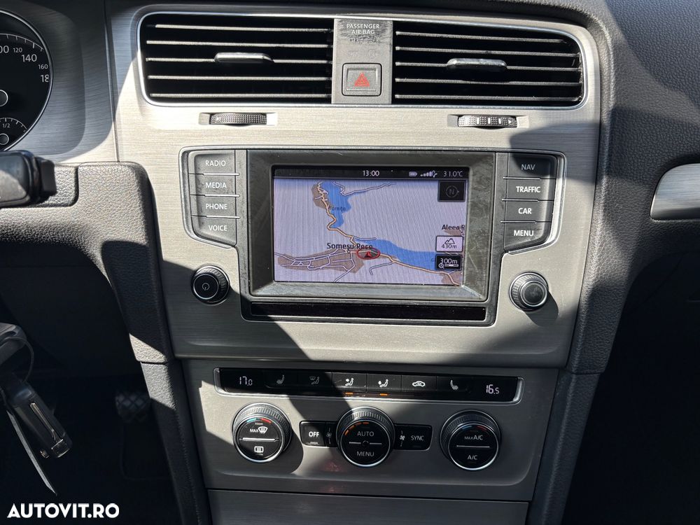 Volkswagen Golf 1.6 TDI BlueMotion Comfortline - 20