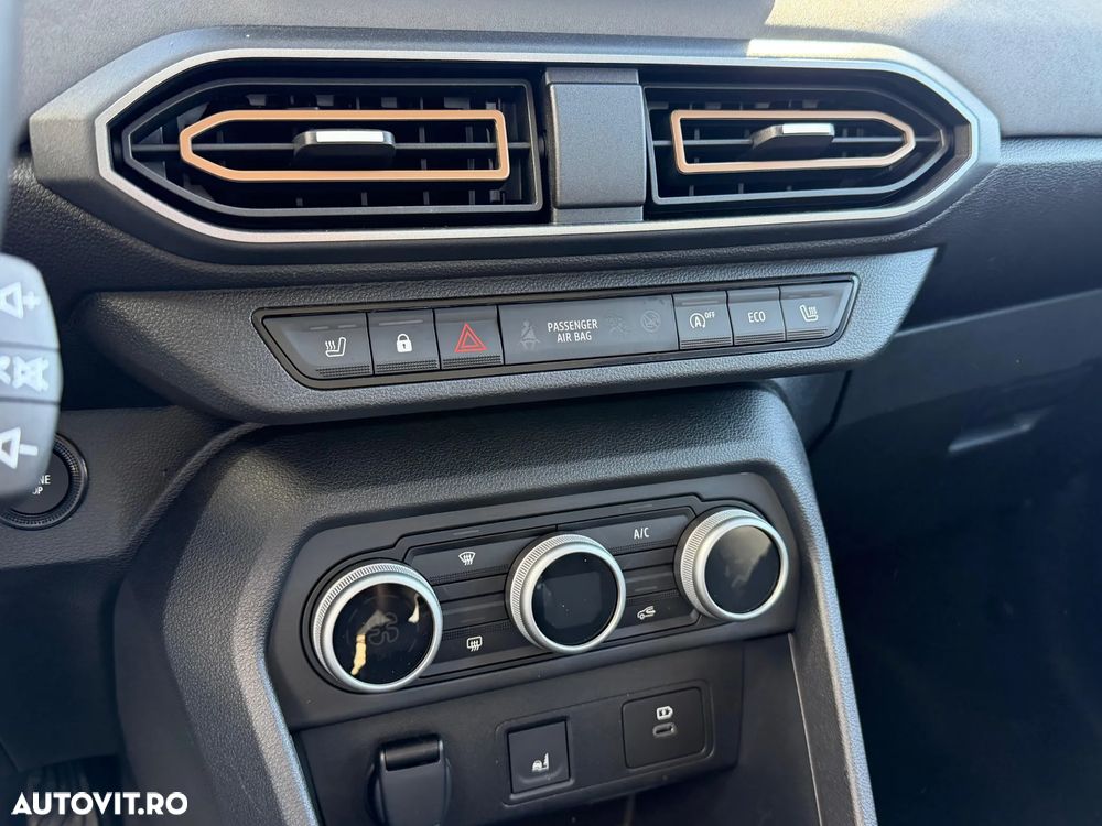 Dacia Sandero - 10