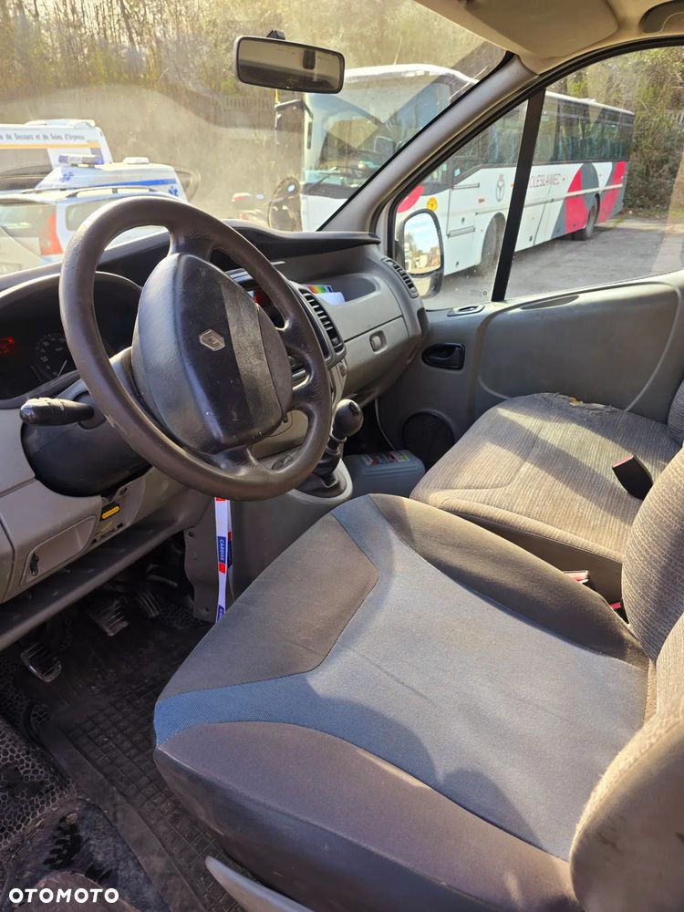 Renault Trafic 2.0 Dci SORTIMO - 10