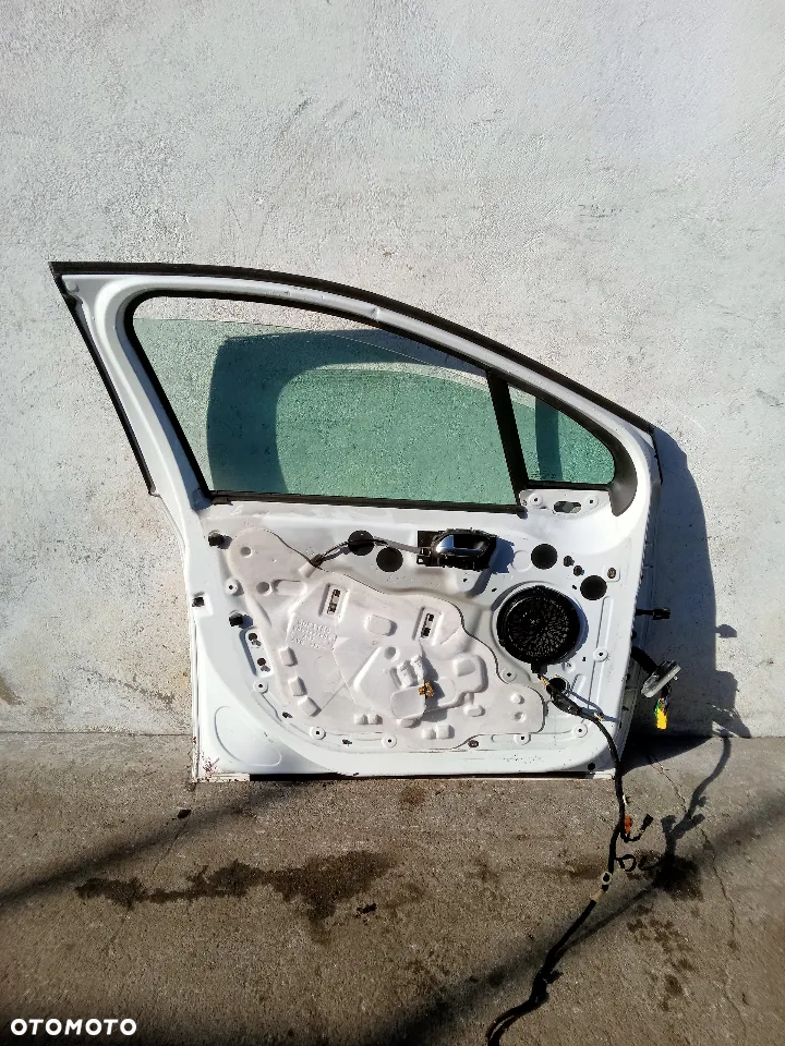 PEUGEOT 208 I LIFT 15-DRZWI PRZEDNIE - 4