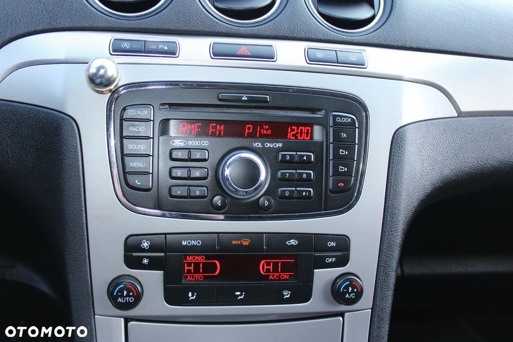 Ford S-Max 1.6 T Titanium - 22
