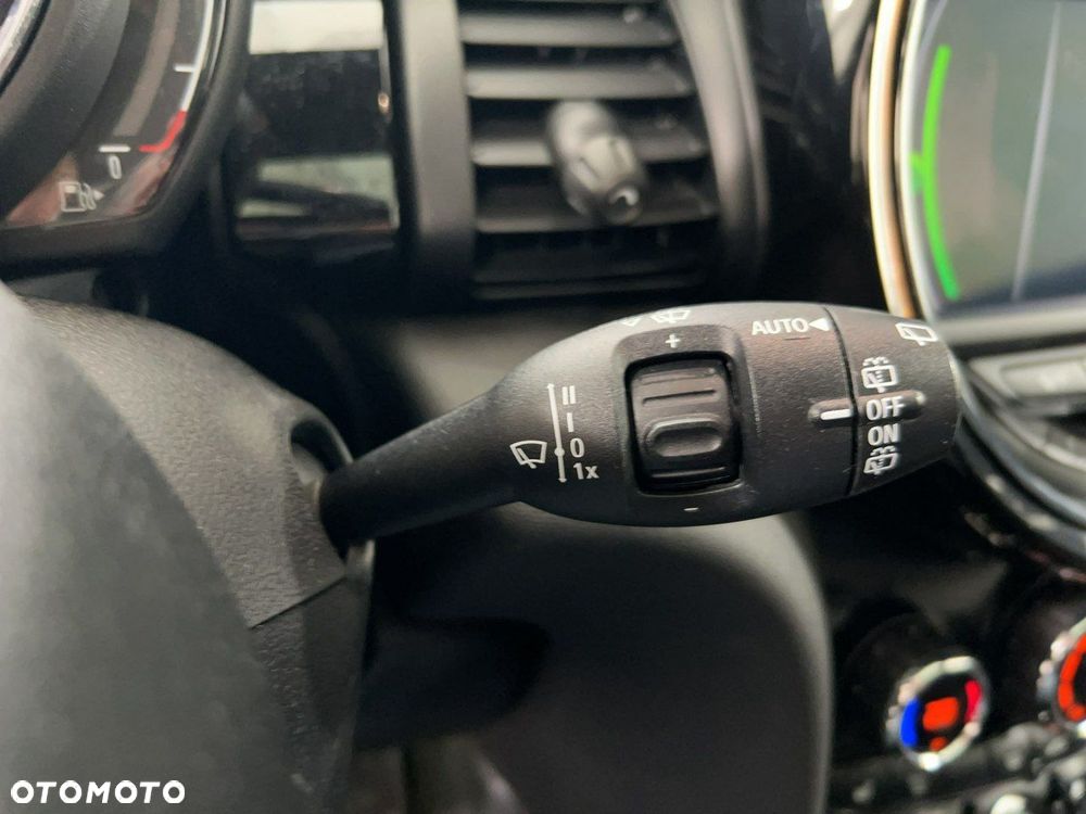 MINI John Cooper Works - 24