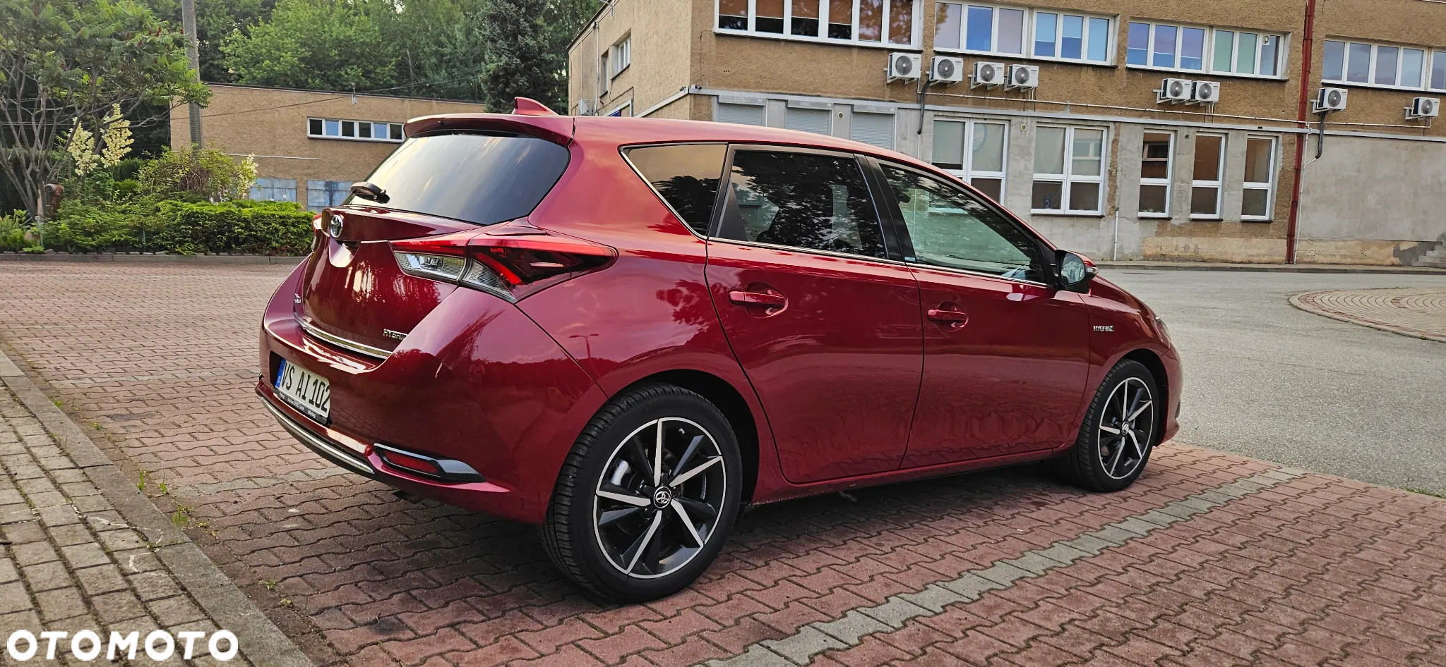 Toyota Auris 1.8 VVT-i Hybrid Automatik Edition-S - 8