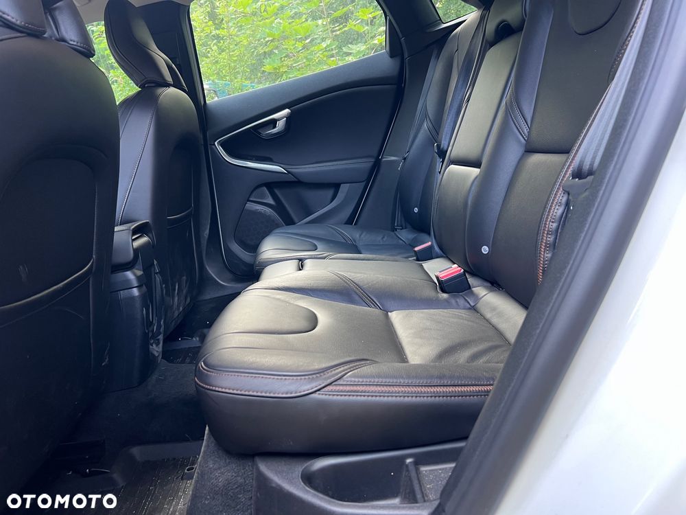 Volvo V40 T4 Drive-E Inscription - 4