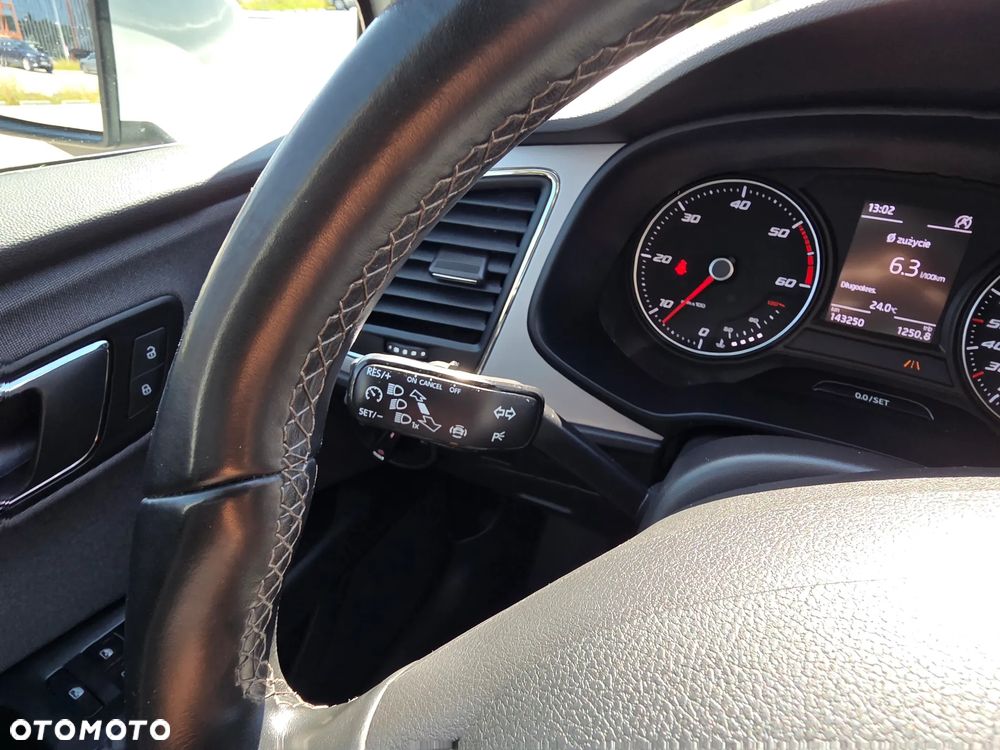 Seat Leon 1.6 TDI Xcellence - 25