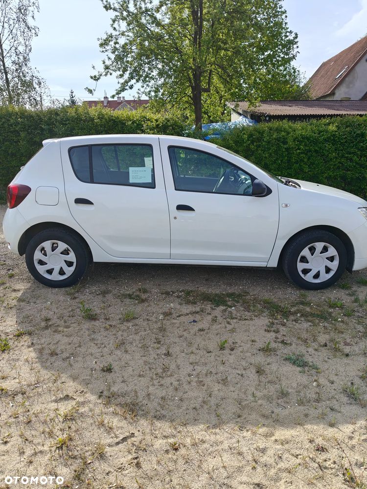 Dacia Sandero SCe 75 Essential - 3