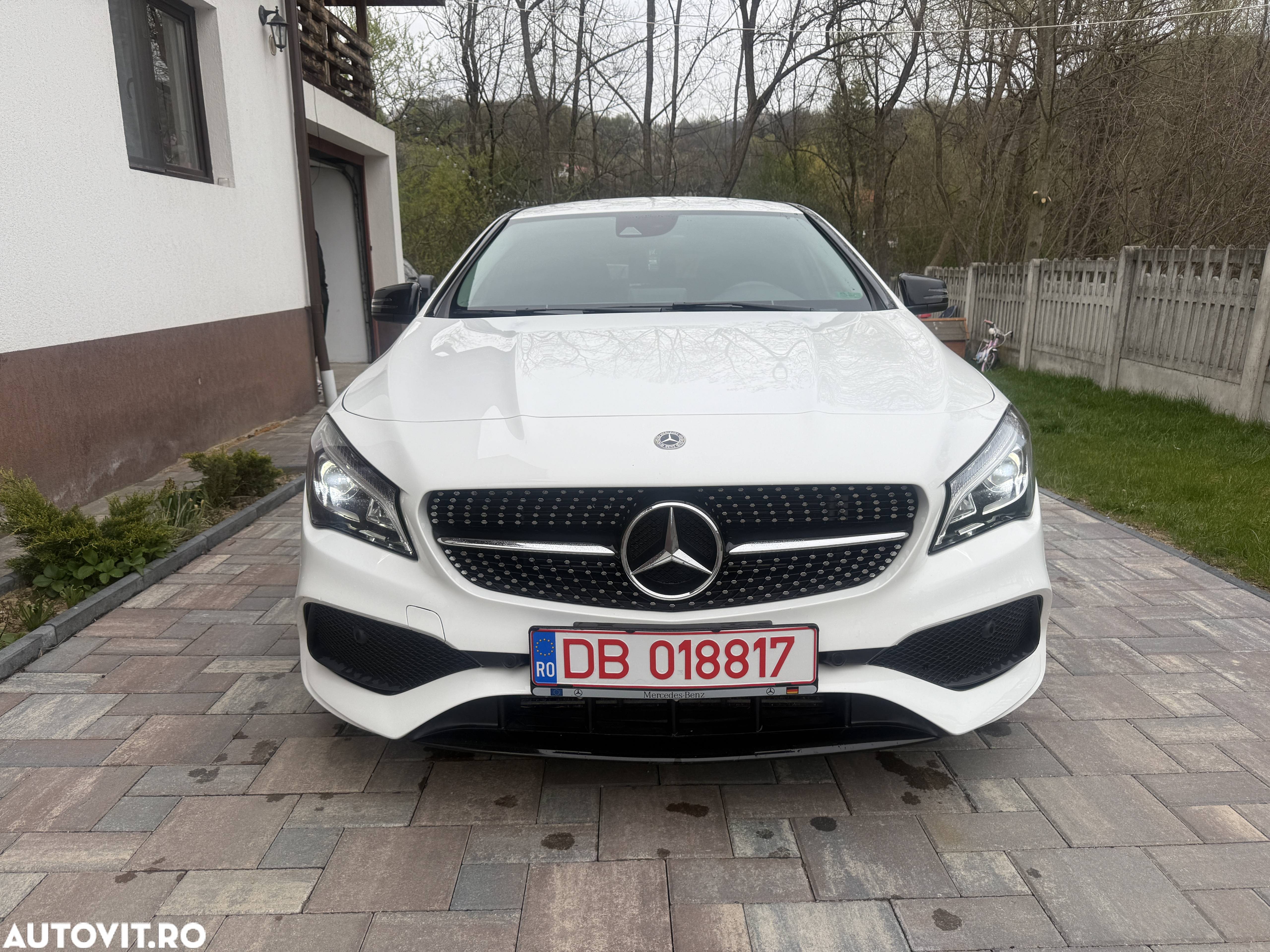 Mercedes-Benz CLA Shooting Brake 200 (CDI) d 4Matic 7G-DCT AMG Line - 8
