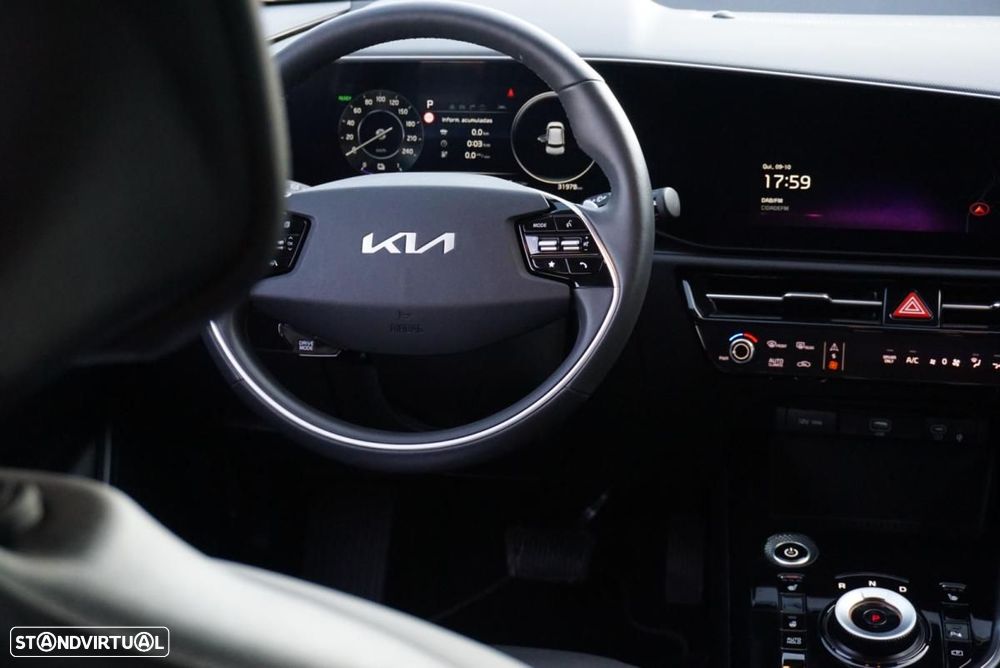 Kia Niro EV 64kWh Tech - 36