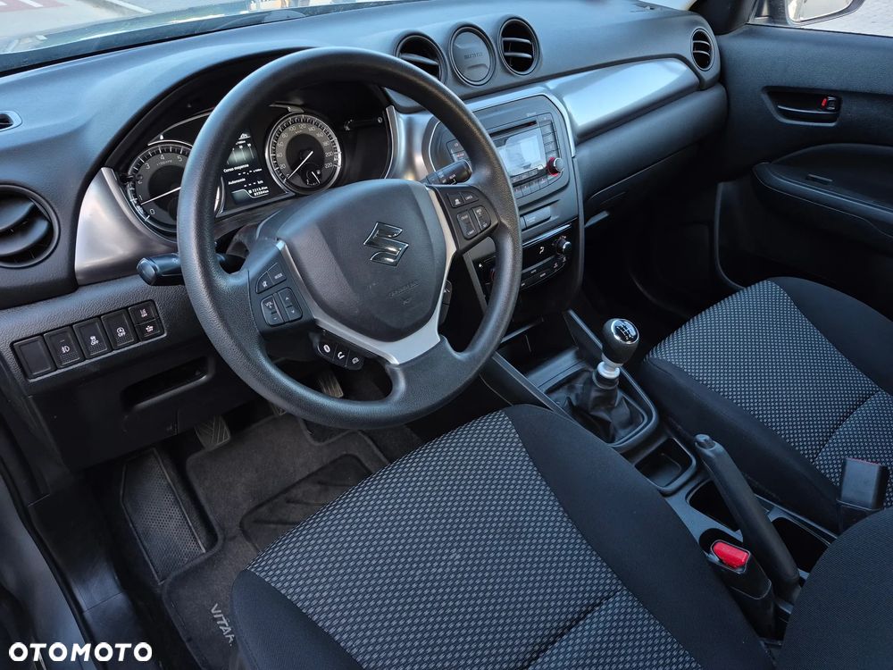 Suzuki Vitara - 13