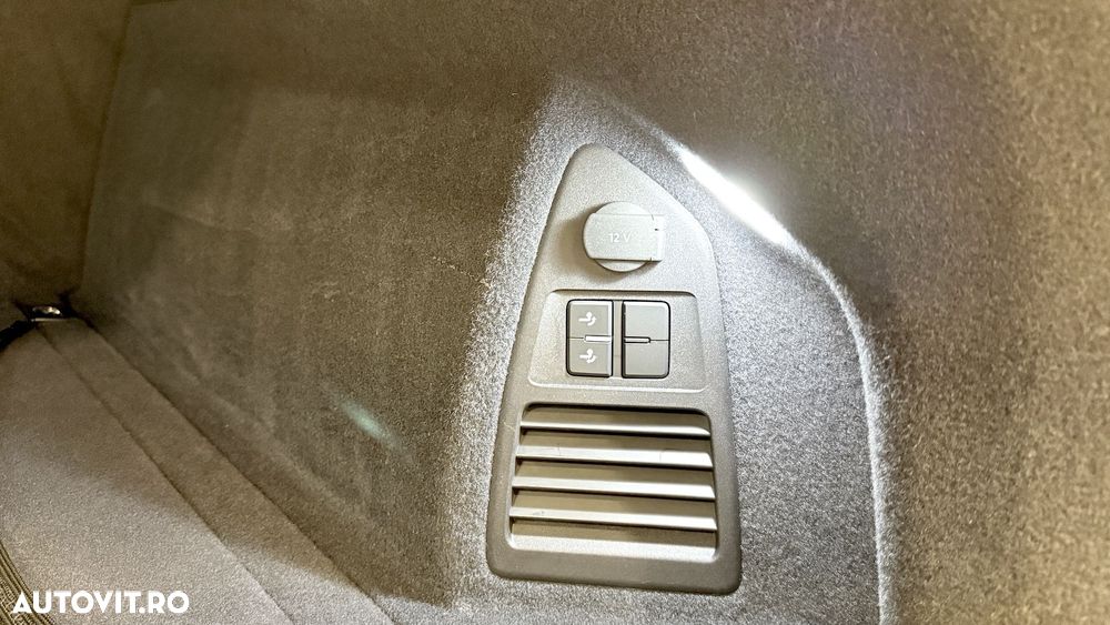 Volkswagen Touareg V6 TSI eHybrid PHEV Elegance - 39