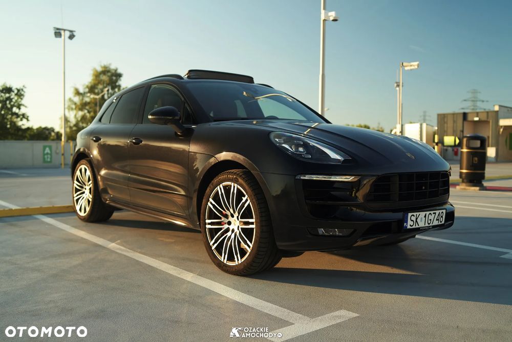 Porsche Macan GTS - 2