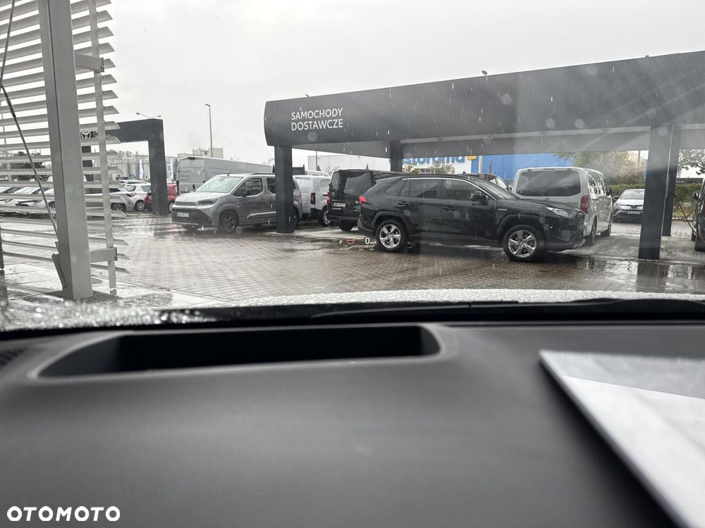 Toyota Corolla 2.0 Hybrid GR Sport - 28