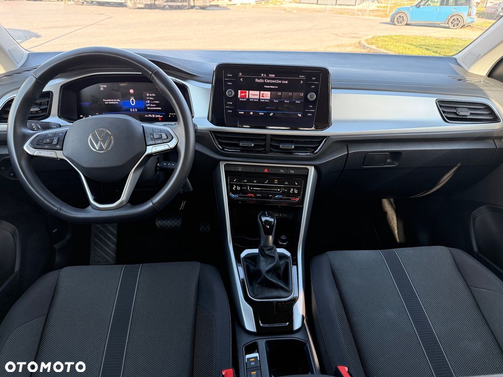 Volkswagen T-Roc - 12